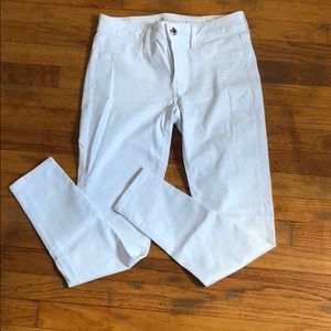 American Eagle White jeggings